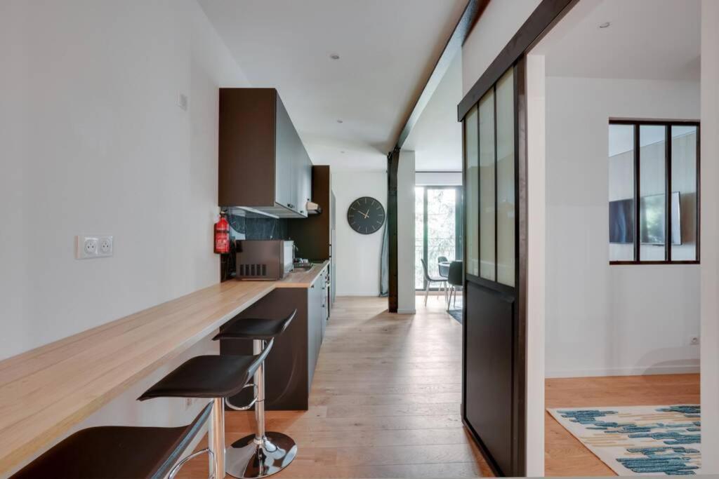 Suite Luxury République París Exterior foto